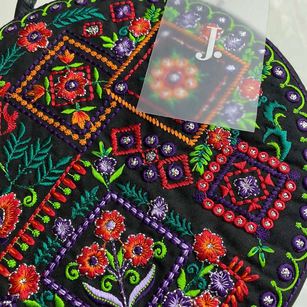 J. Junaid Jamshed BLACK REXINE HANDBAG | JJBL-24-066 FB/VENDO Strap Not Included - Picture 6 of 8